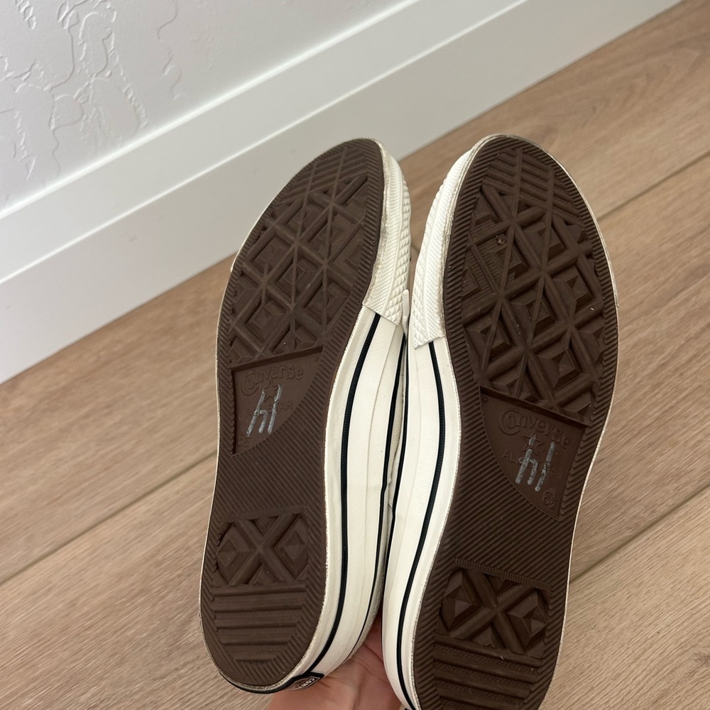 Women's Cream Canvas Slip-On Converse Sneakers - Picture 4 of 4